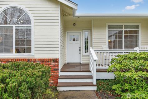 1906 Copper Pond Place Anacortes WA 98221