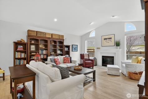 1906 Copper Pond Place Anacortes WA 98221