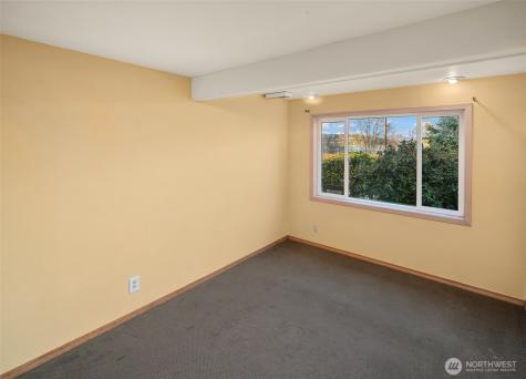 9722 SW Windmill Street Vashon WA 98070