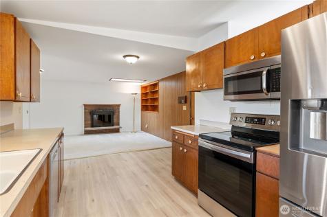 28841 23rd Avenue S Federal Way WA 98003