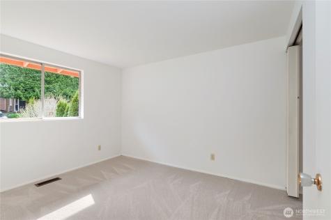 28841 23rd Avenue S Federal Way WA 98003