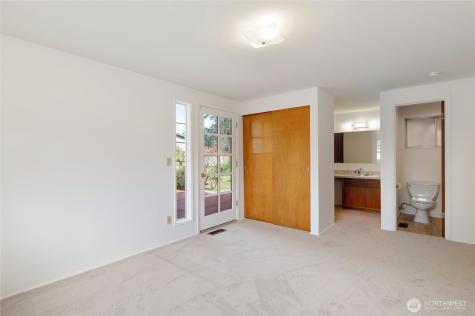 28841 23rd Avenue S Federal Way WA 98003