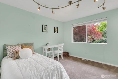 2212 186th Avenue NE Redmond WA 98052