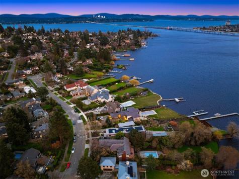 3925 NE Surber Drive Seattle WA 98105