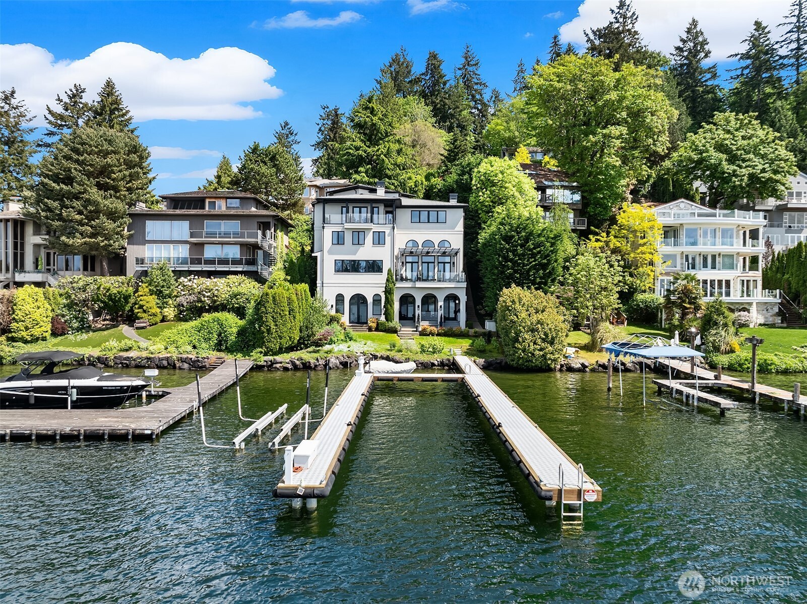 9205 SE Shoreland Drive Bellevue WA 98004