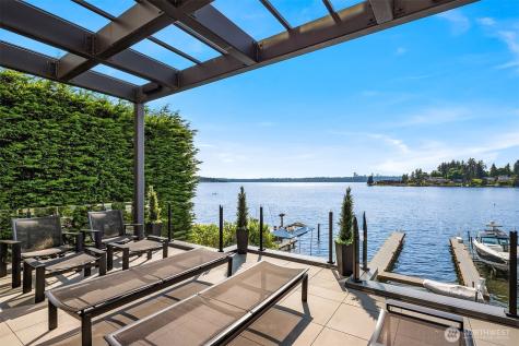 9205 SE Shoreland Drive Bellevue WA 98004