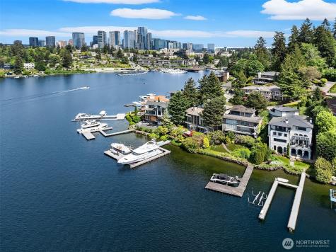 9205 SE Shoreland Drive Bellevue WA 98004