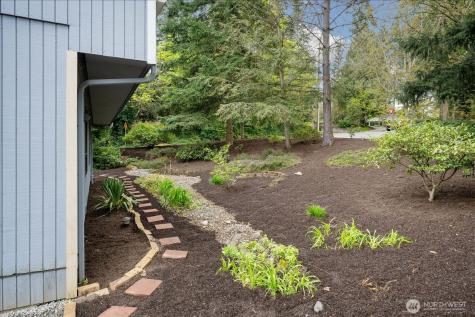 11716 NE 95th Street Kirkland WA 98033