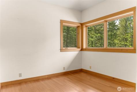 12 Tuckaway Road Twisp WA 98856