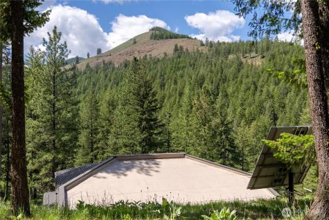 12 Tuckaway Road Twisp WA 98856