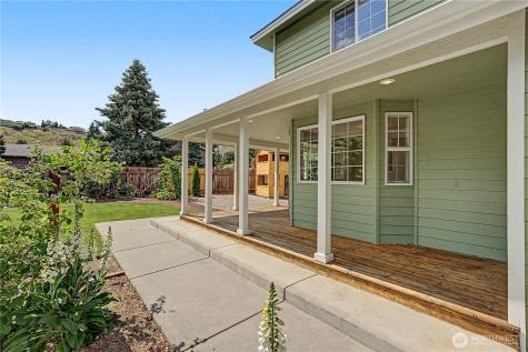 718 Kriewald Court Wenatchee WA 98801