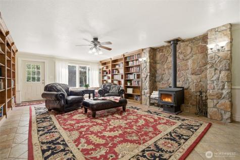 2910 SE 282nd Court Camas WA 98607
