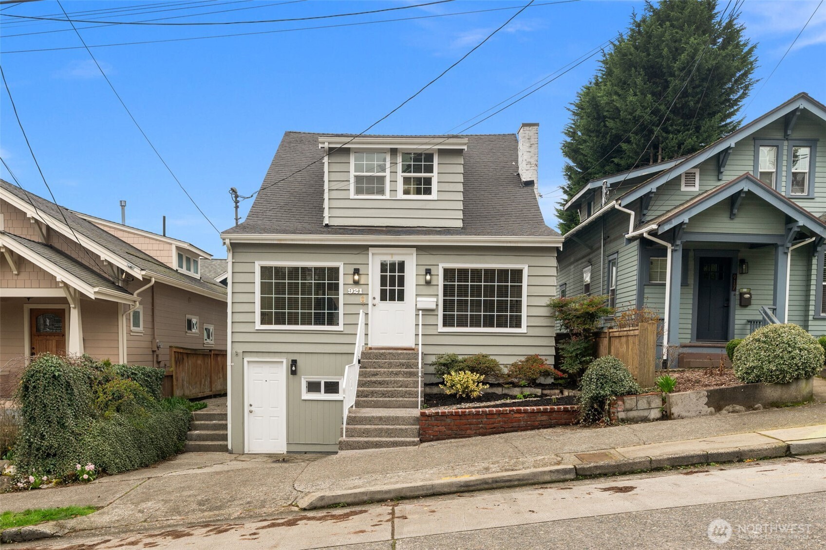 921 N 50th Street Seattle WA 98103