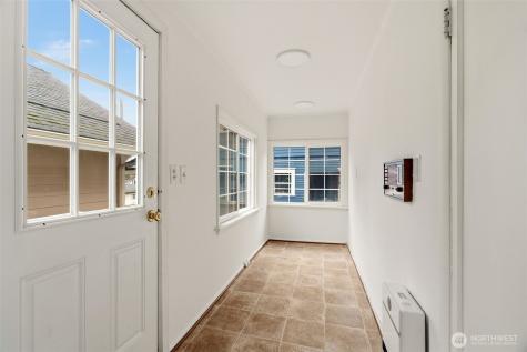 921 N 50th Street Seattle WA 98103