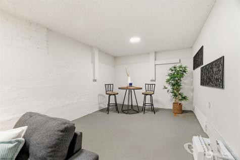 921 N 50th Street Seattle WA 98103
