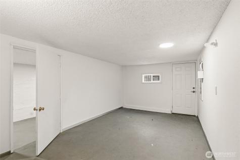 921 N 50th Street Seattle WA 98103