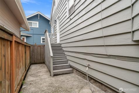 921 N 50th Street Seattle WA 98103