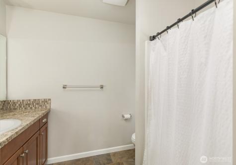 16403 77th Avenue Court E Puyallup WA 98375