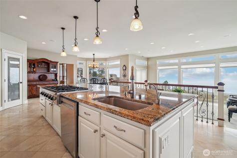 2318 Sunnyside Heights Drive Steilacoom WA 98388