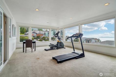 2318 Sunnyside Heights Drive Steilacoom WA 98388