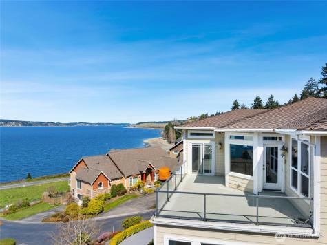 2318 Sunnyside Heights Drive Steilacoom WA 98388