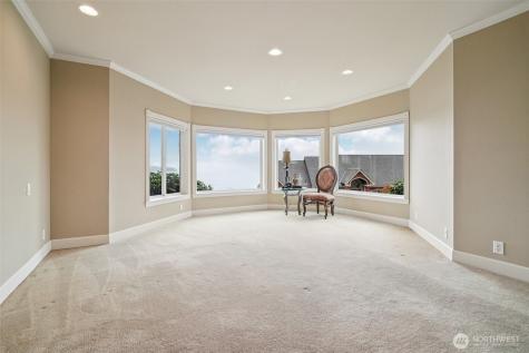 2318 Sunnyside Heights Drive Steilacoom WA 98388