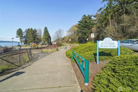 2318 Sunnyside Heights Drive Steilacoom WA 98388