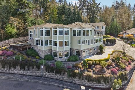 2318 Sunnyside Heights Drive Steilacoom WA 98388