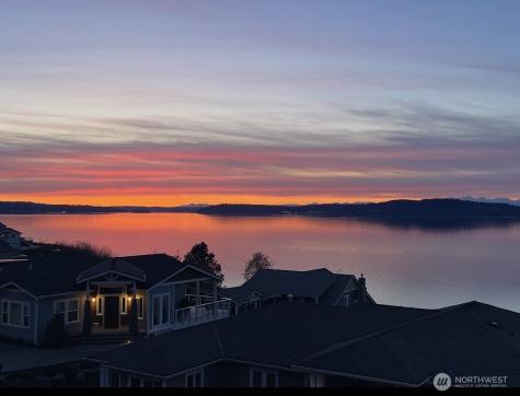 2318 Sunnyside Heights Drive Steilacoom WA 98388