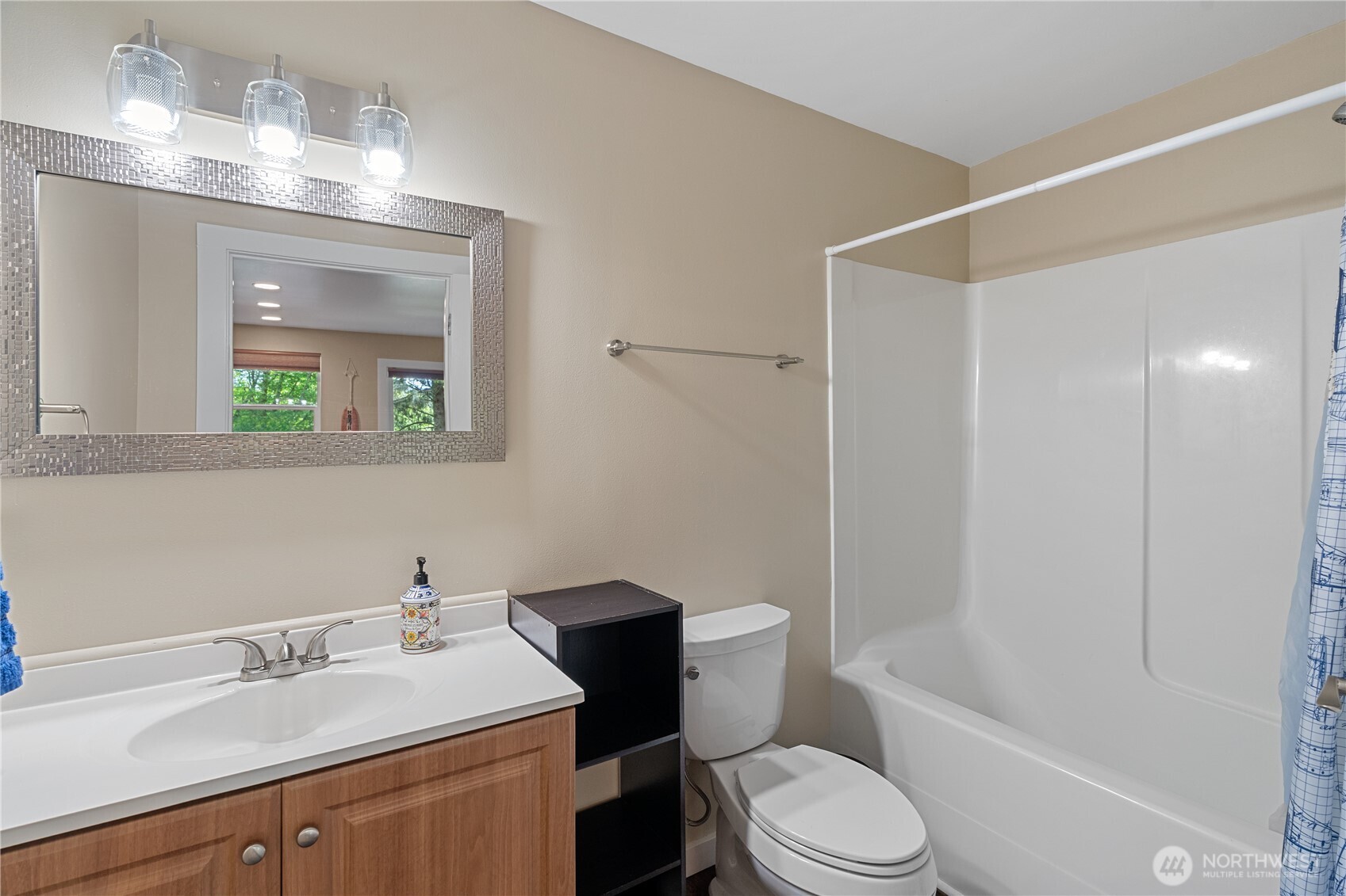 745 Albion Avenue SE Ocean Shores WA 98569