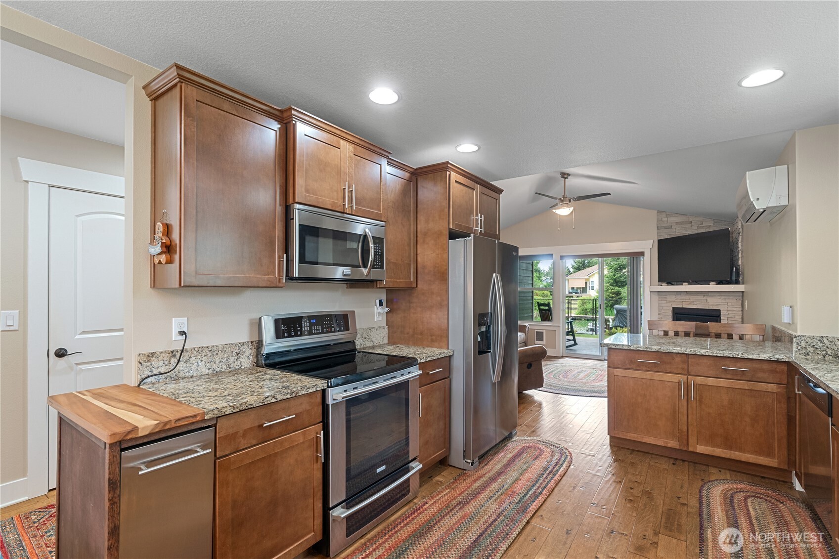 745 Albion Avenue SE Ocean Shores WA 98569