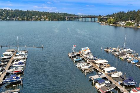 3911 Lake Washington Boulevard SE Bellevue WA 98006