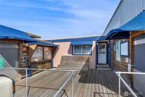 3911 Lake Washington Boulevard SE Bellevue WA 98006