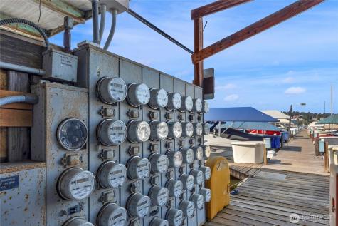 3911 Lake Washington Boulevard SE Bellevue WA 98006