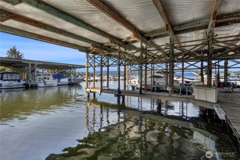 3911 Lake Washington Boulevard SE Bellevue WA 98006