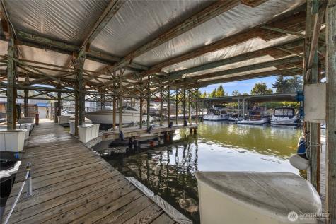 3911 Lake Washington Boulevard SE Bellevue WA 98006