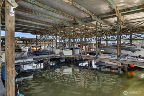 3911 Lake Washington Boulevard SE Bellevue WA 98006