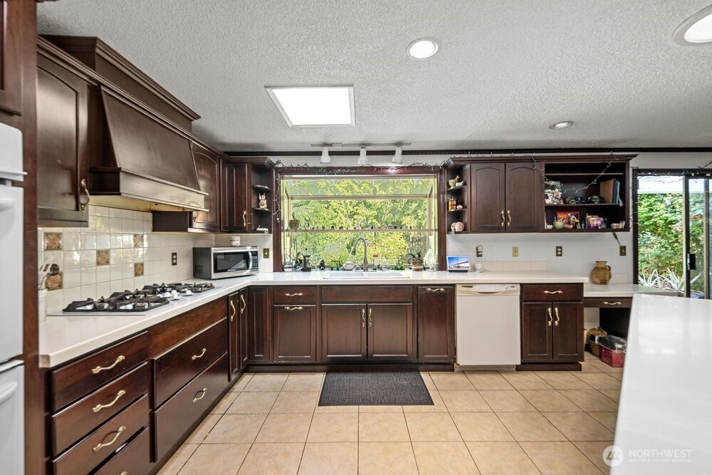 13412 54th Avenue W Edmonds WA 98026