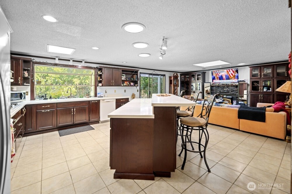 13412 54th Avenue W Edmonds WA 98026