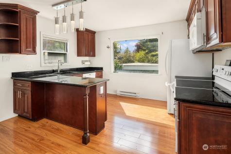 1411 112th Avenue Ne Bellevue WA 98004