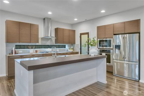 13211 SE 262nd Street Kent WA 98042