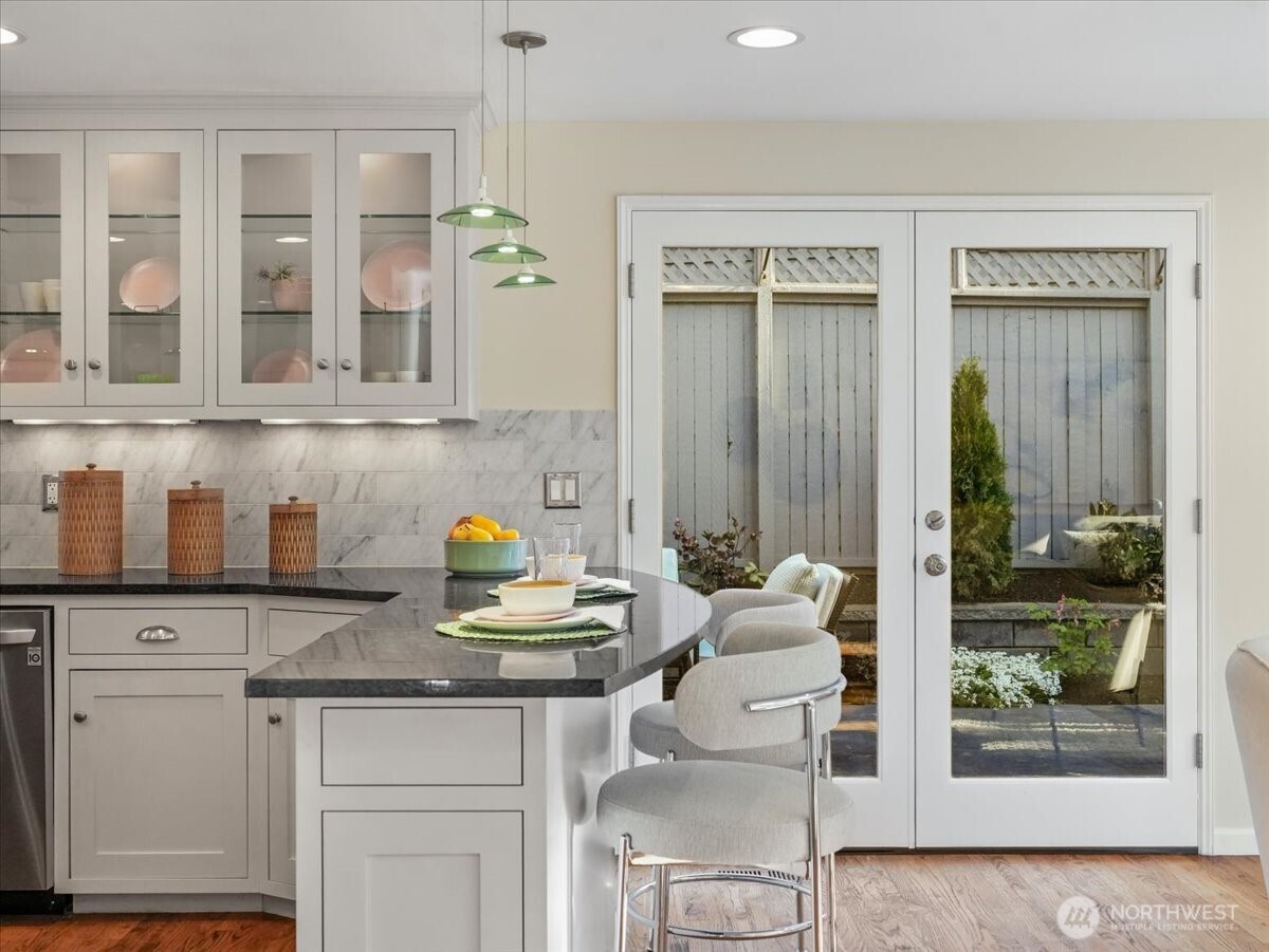8255 SE 59th Street Mercer Island WA 98040