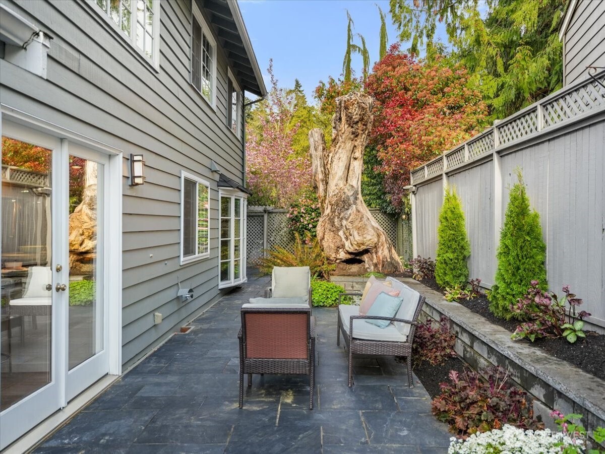 8255 SE 59th Street Mercer Island WA 98040