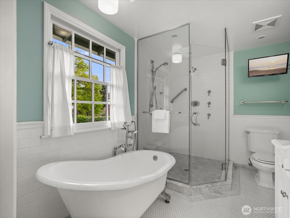 8255 SE 59th Street Mercer Island WA 98040