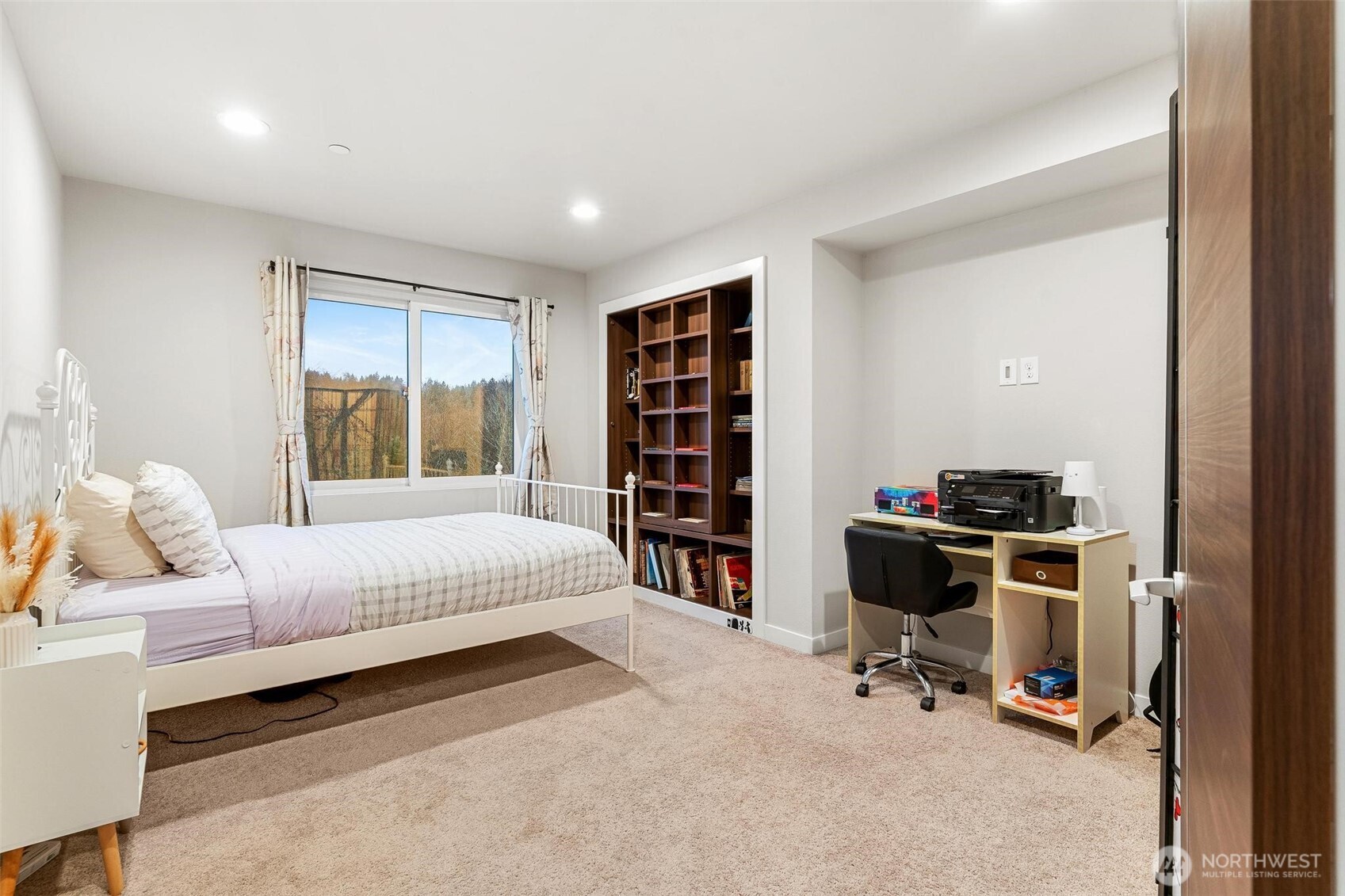 4806 54th Avenue W University Place WA 98467
