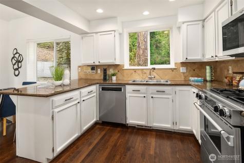 9215 Odin Way Bothell WA 98011