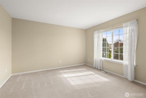 16426 135th Avenue E Puyallup WA 98374