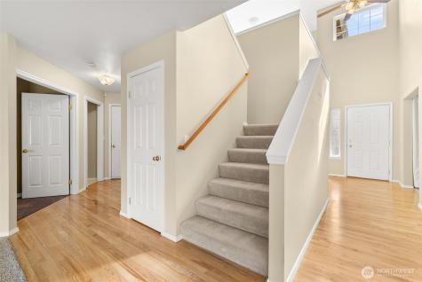 16426 135th Avenue E Puyallup WA 98374