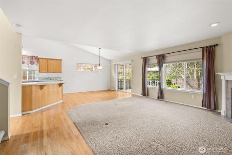 16426 135th Avenue E Puyallup WA 98374