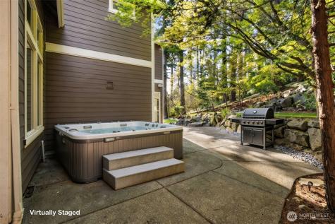 5823 NW Inglewood Court Camas WA 98607
